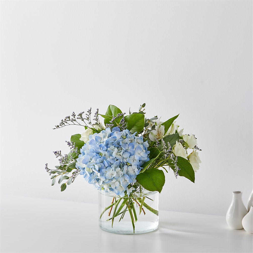 Coastal Blossom Bouquet – SIXTO'S FLOWER SHOP, Union City NJ