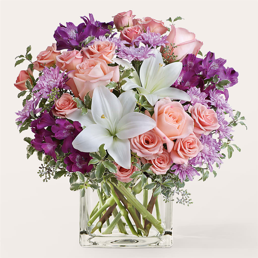 Mani Pedi Bouquet – SIXTO'S FLOWER SHOP, Union City NJ