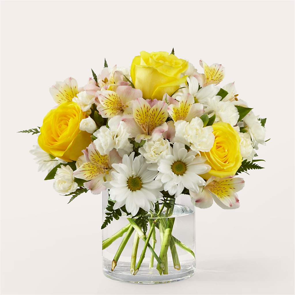Gleeful Bouquet – SIXTO'S FLOWER SHOP, Union City NJ