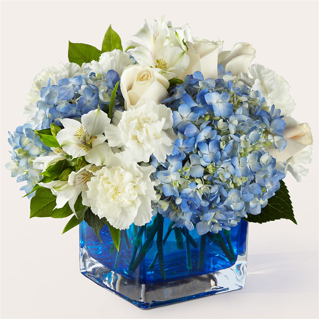 Soothing Waters Bouquet – SIXTO'S FLOWER SHOP, Union City NJ