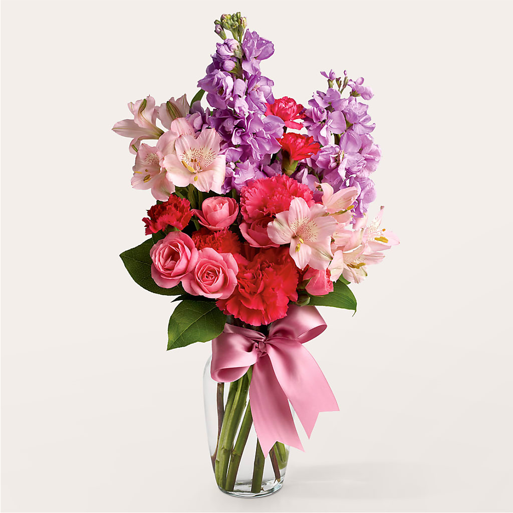Main Character Bouquet – SIXTO'S FLOWER SHOP, Union City NJ