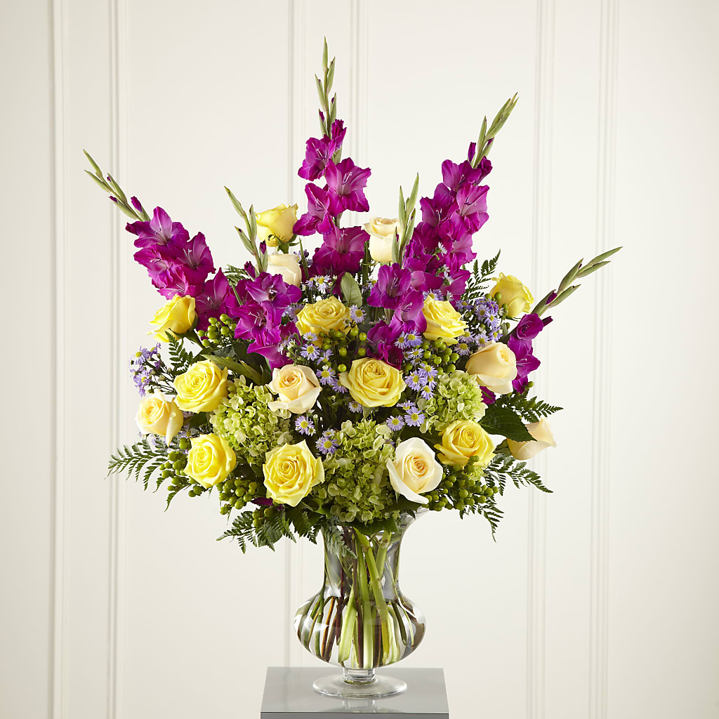Loveliness Arrangement – SIXTO'S FLOWER SHOP, Union City NJ