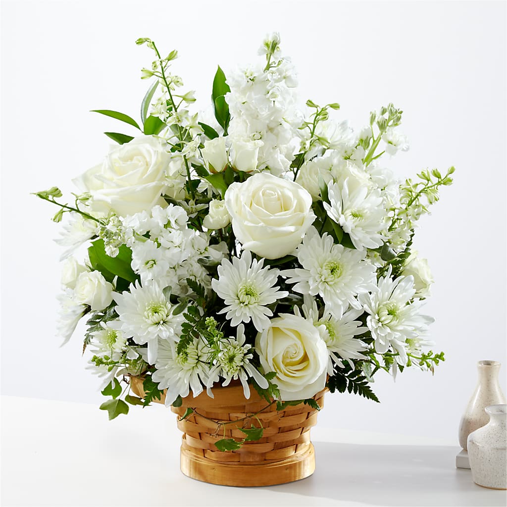 Heartfelt Condolences Arrangement – SIXTO'S FLOWER SHOP, Union City NJ