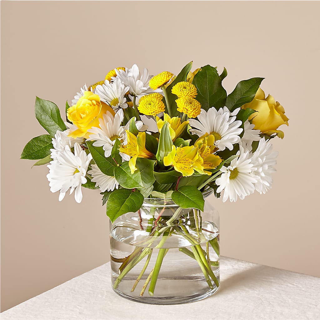 Sunny Sentiments Bouquet – SIXTO'S FLOWER SHOP, Union City NJ