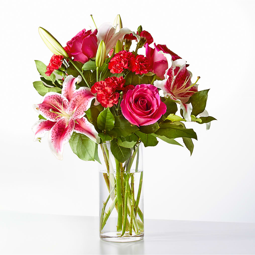 Love at First Sight Bouquet – SIXTO'S FLOWER SHOP, Union City NJ