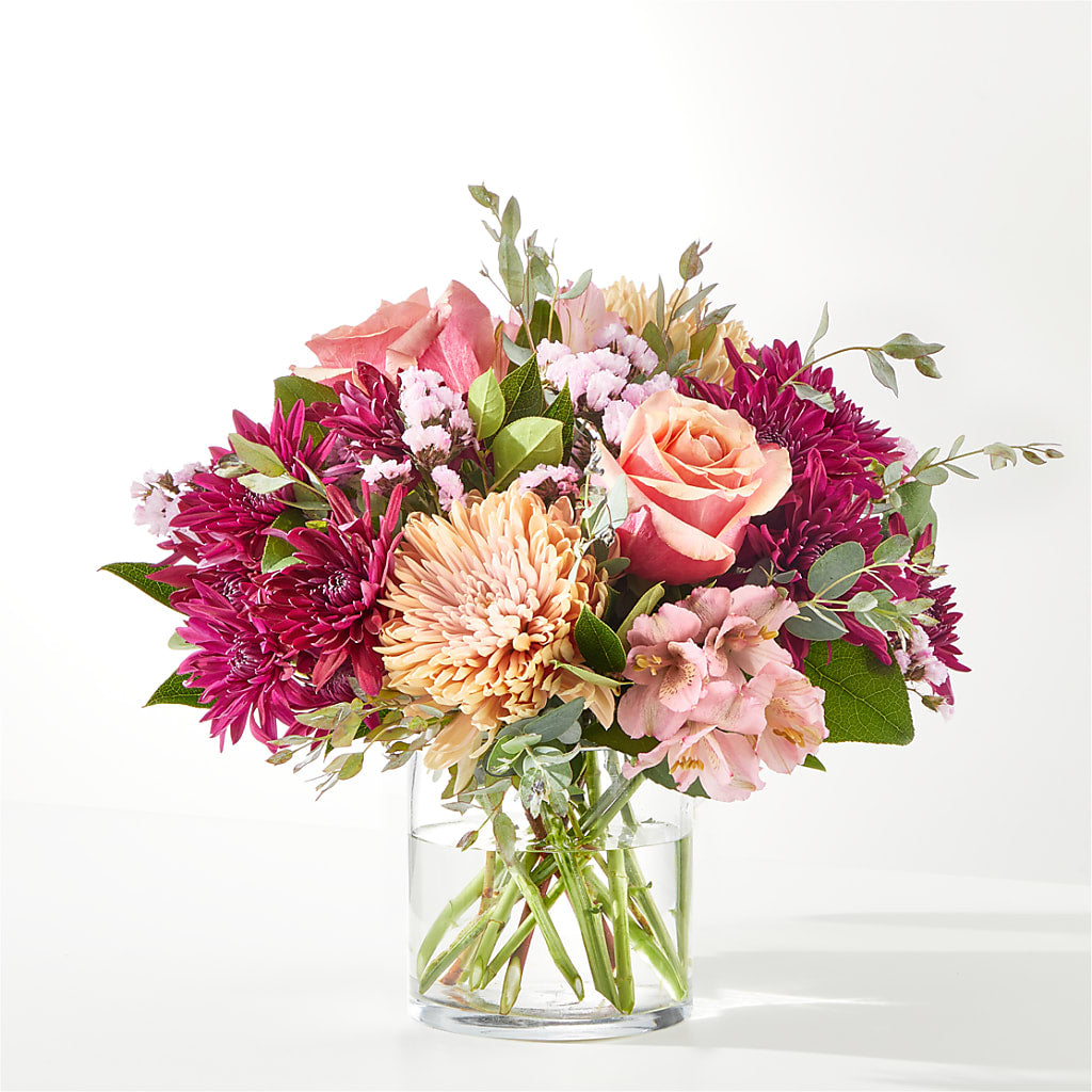 Berry Cobbler Bouquet – SIXTO'S FLOWER SHOP, Union City NJ