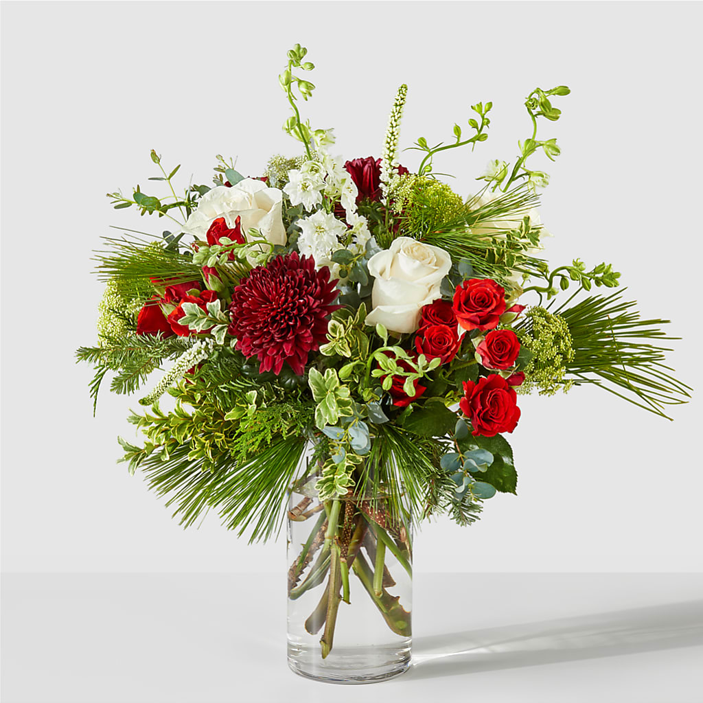 Favorite Traditions Bouquet – SIXTO'S FLOWER SHOP, Union City NJ
