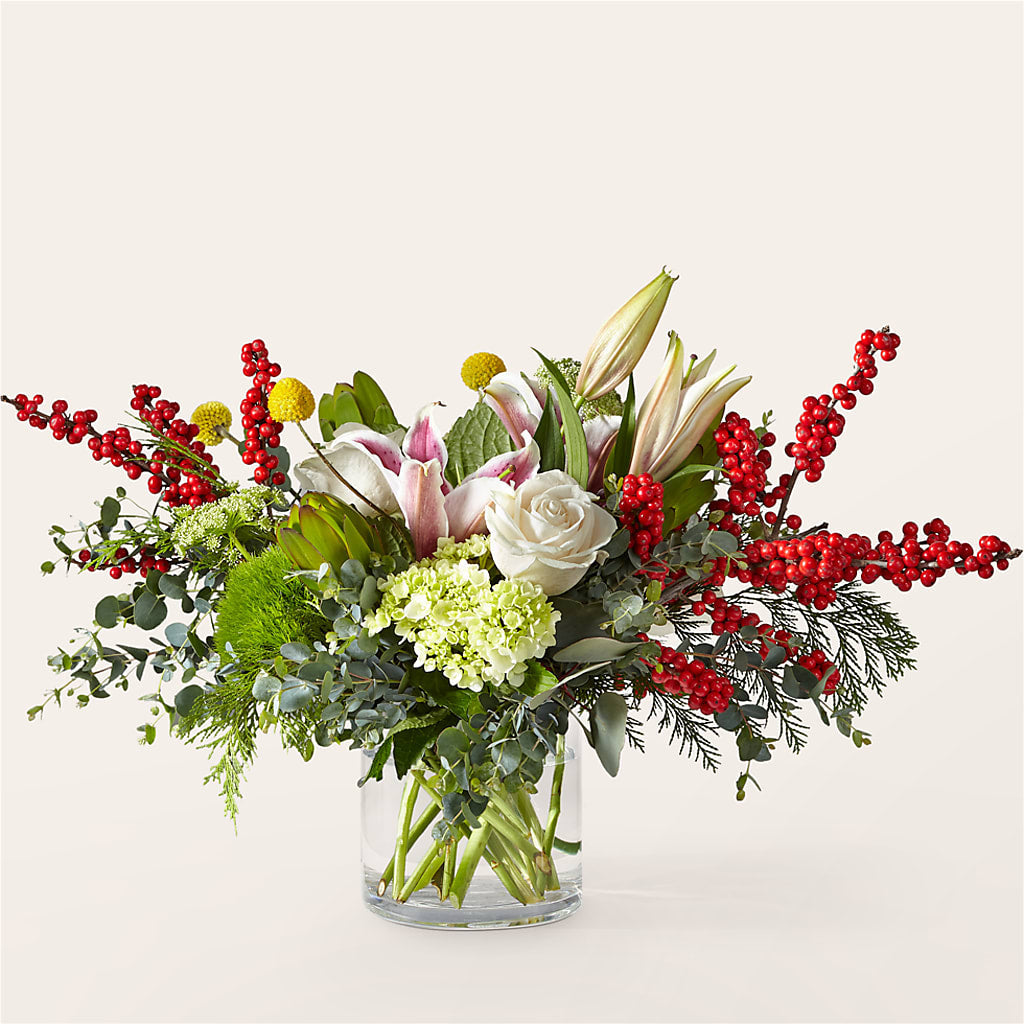 Berry & Bright Bouquet – SIXTO'S FLOWER SHOP, Union City NJ