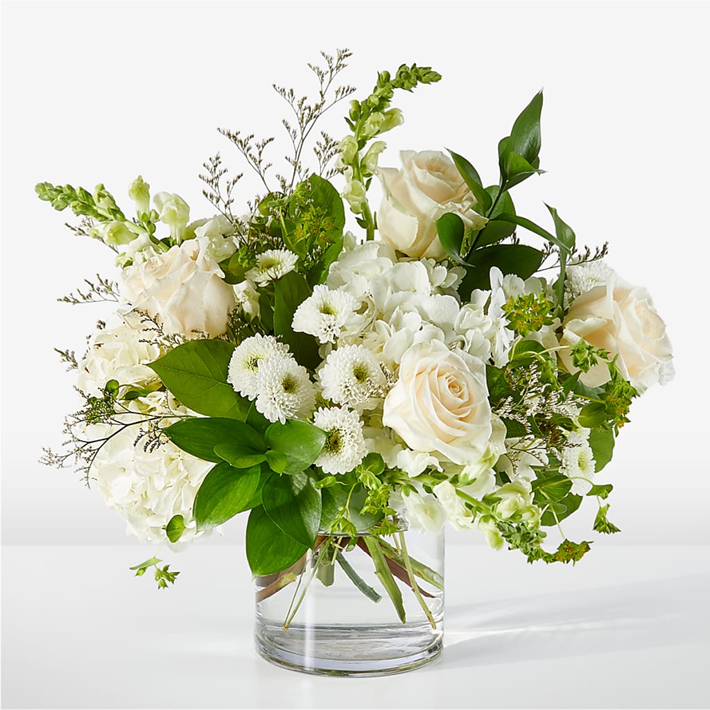 Hint of Vanilla Bouquet – SIXTO'S FLOWER SHOP, Union City NJ