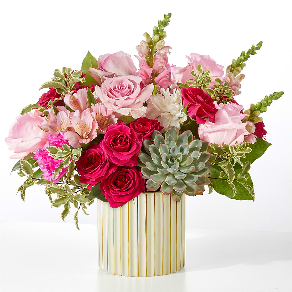 Magenta Musings Bouquet – SIXTO'S FLOWER SHOP, Union City NJ