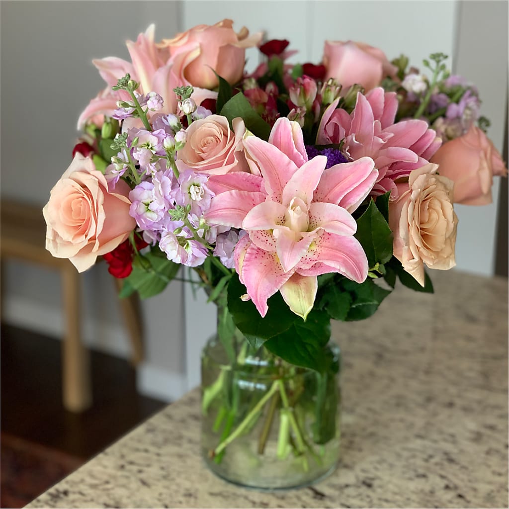 Romantique Bouquet – SIXTO'S FLOWER SHOP, Union City NJ
