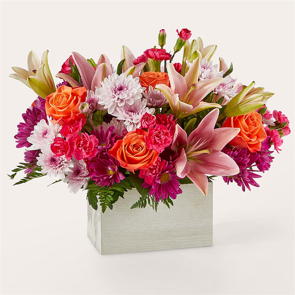 Light of My Life Box Bouquet – SIXTO'S FLOWER SHOP, Union City NJ