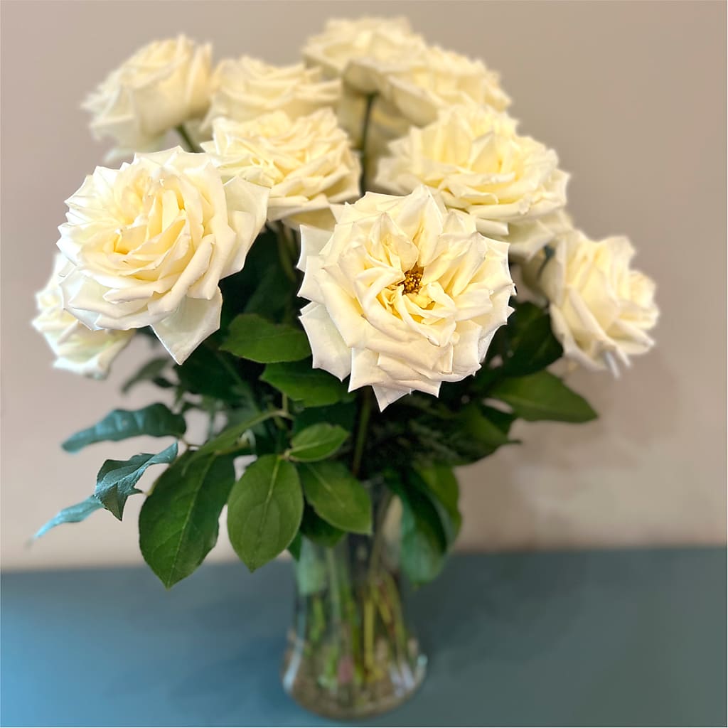 Long Stem Yellow Rose Bouquet – SIXTO'S FLOWER SHOP, Union City NJ