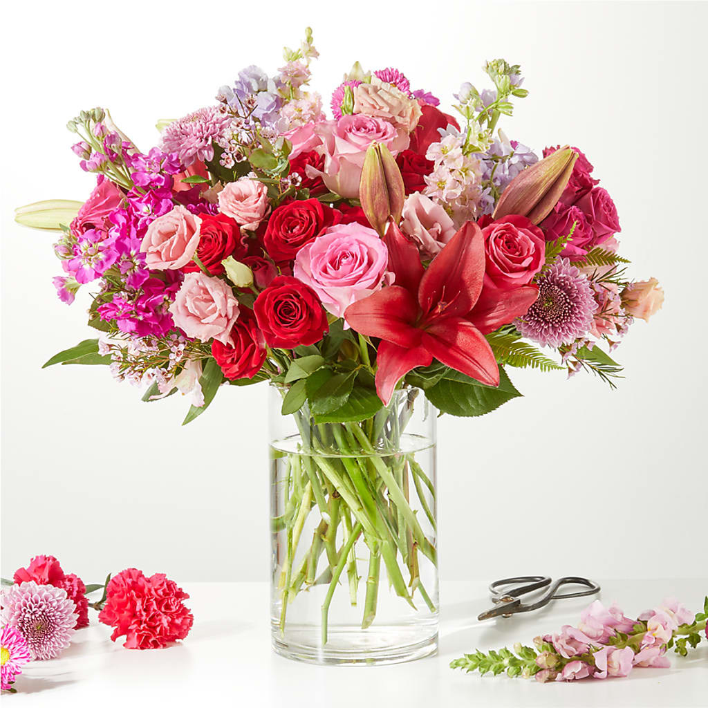 Swooning Over You - A Luxury Florist Original – SIXTO'S FLOWER SHOP, Union City NJ
