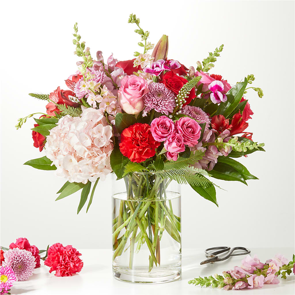Swooning Over You - A Luxury Florist Original – SIXTO'S FLOWER SHOP, Union City NJ