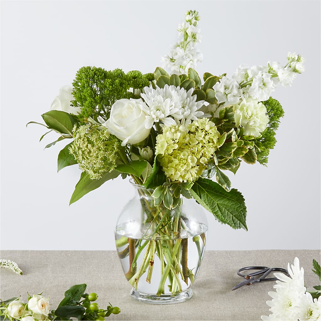 Irish Garden - A Florist Original – SIXTO'S FLOWER SHOP, Union City NJ