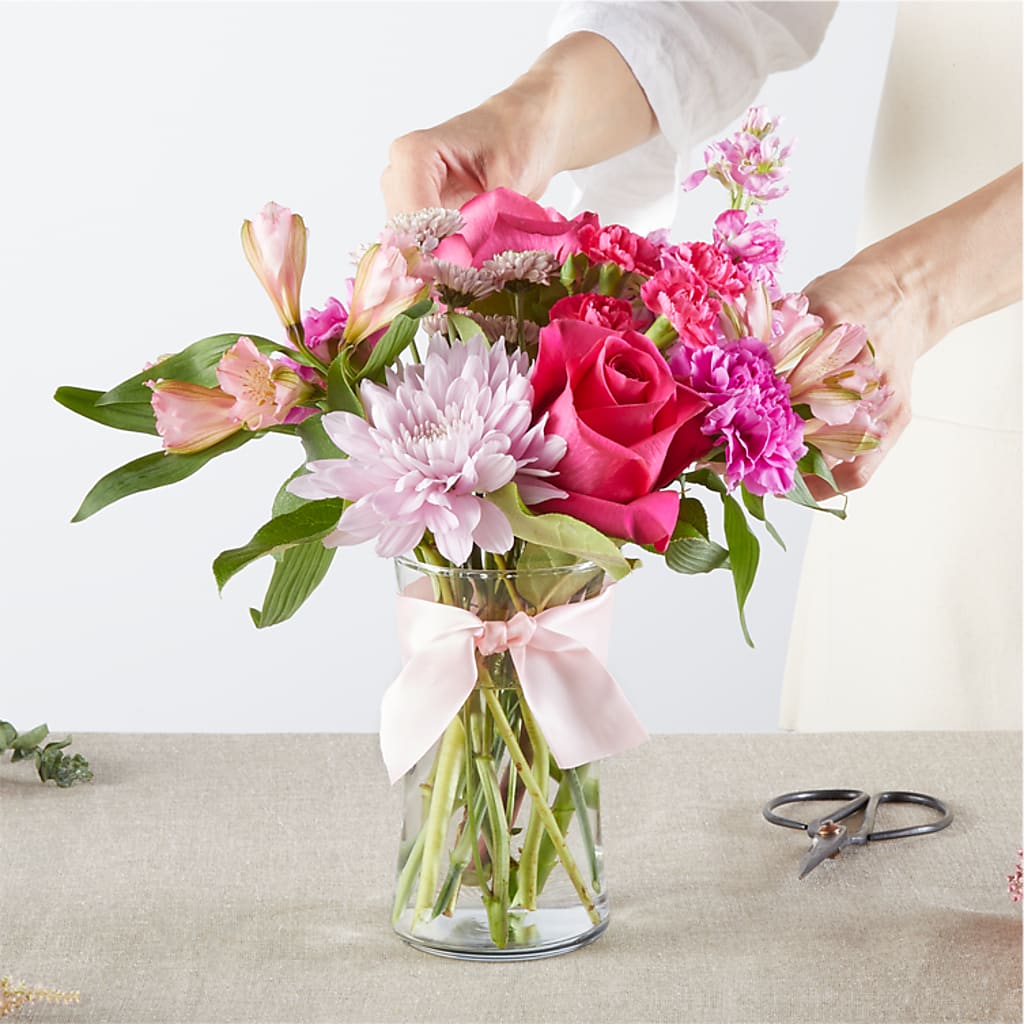 Pink Ribbon - A Florist Original – SIXTO'S FLOWER SHOP, Union City NJ