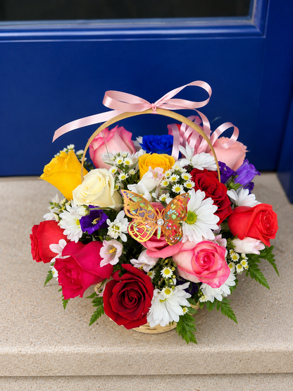 Garden Gathering Basket Arrangement – SIXTO'S FLOWER SHOP, Union City NJ
