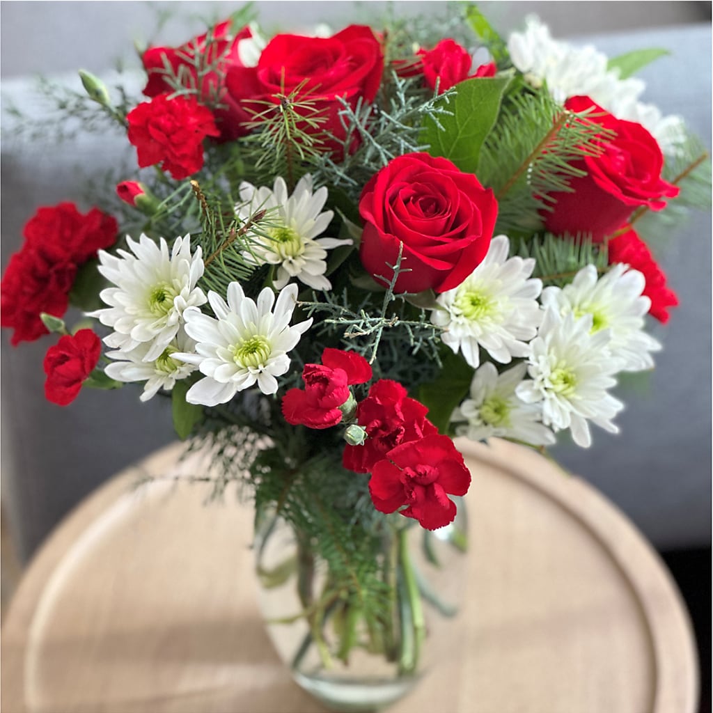 Seasonal Magic Bouquet – SIXTO'S FLOWER SHOP, Union City NJ