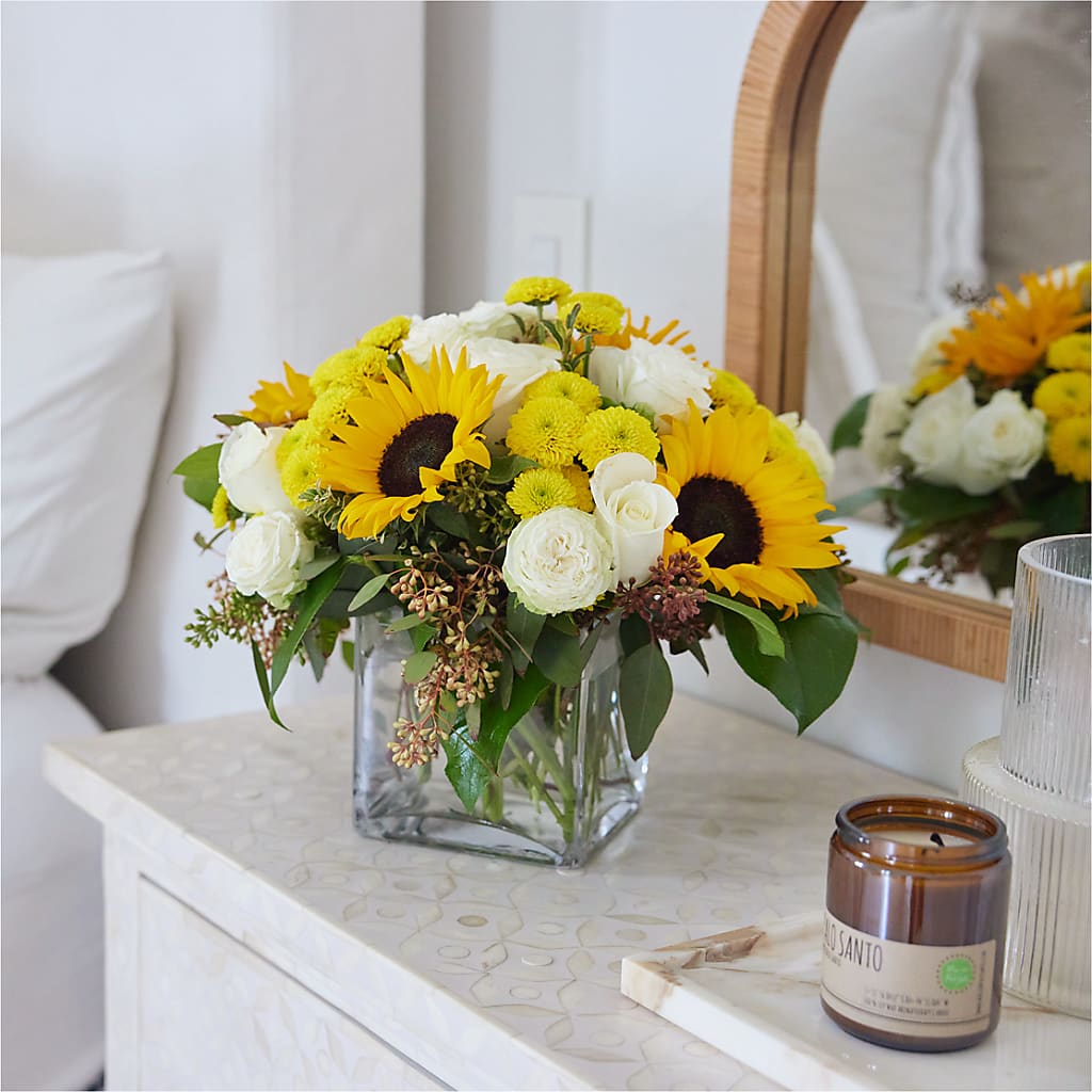 Luminous Morning Bouquet – SIXTO'S FLOWER SHOP, Union City NJ