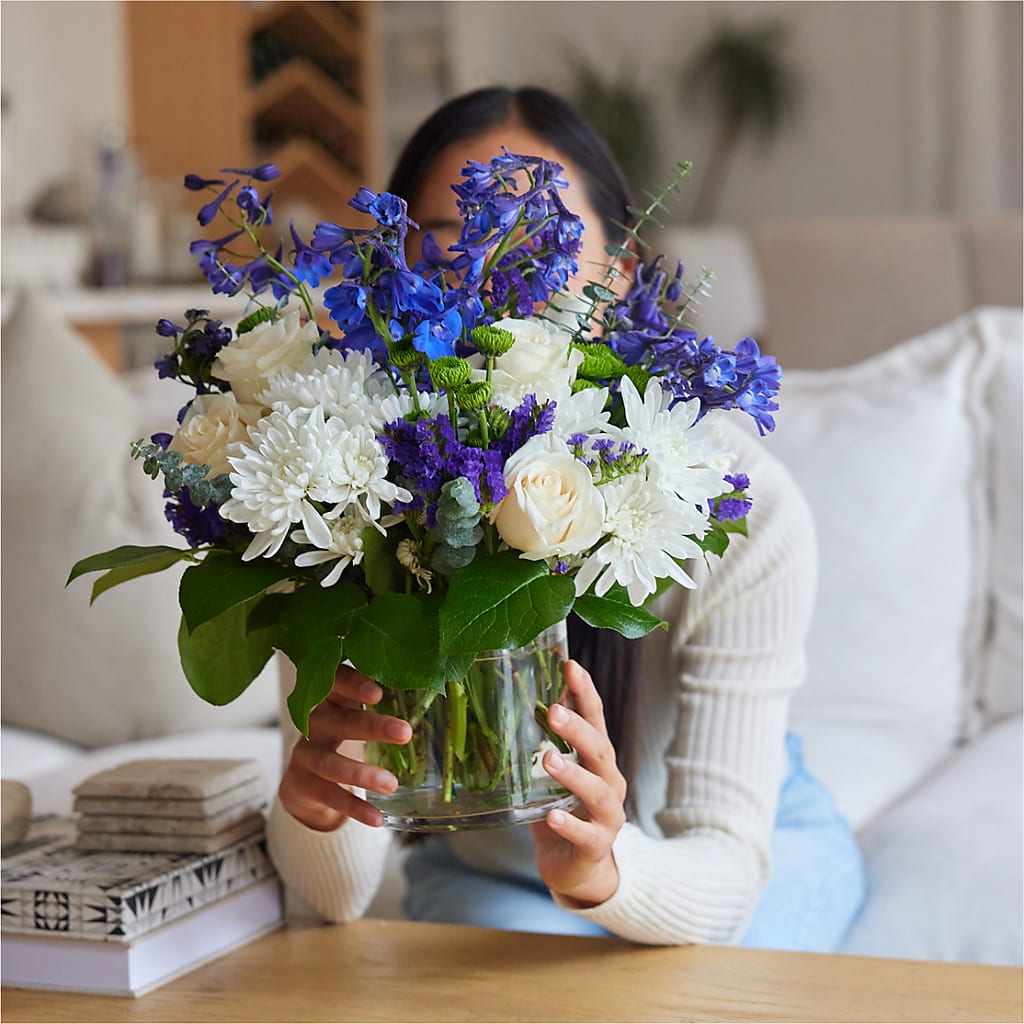 Cerulean Waves Bouquet – SIXTO'S FLOWER SHOP, Union City NJ
