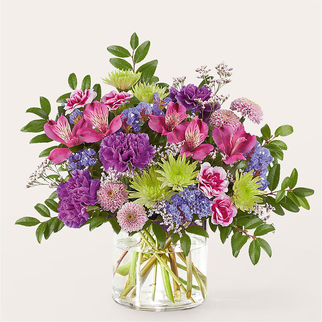 Glass Half Full Bouquet – SIXTO'S FLOWER SHOP, Union City NJ