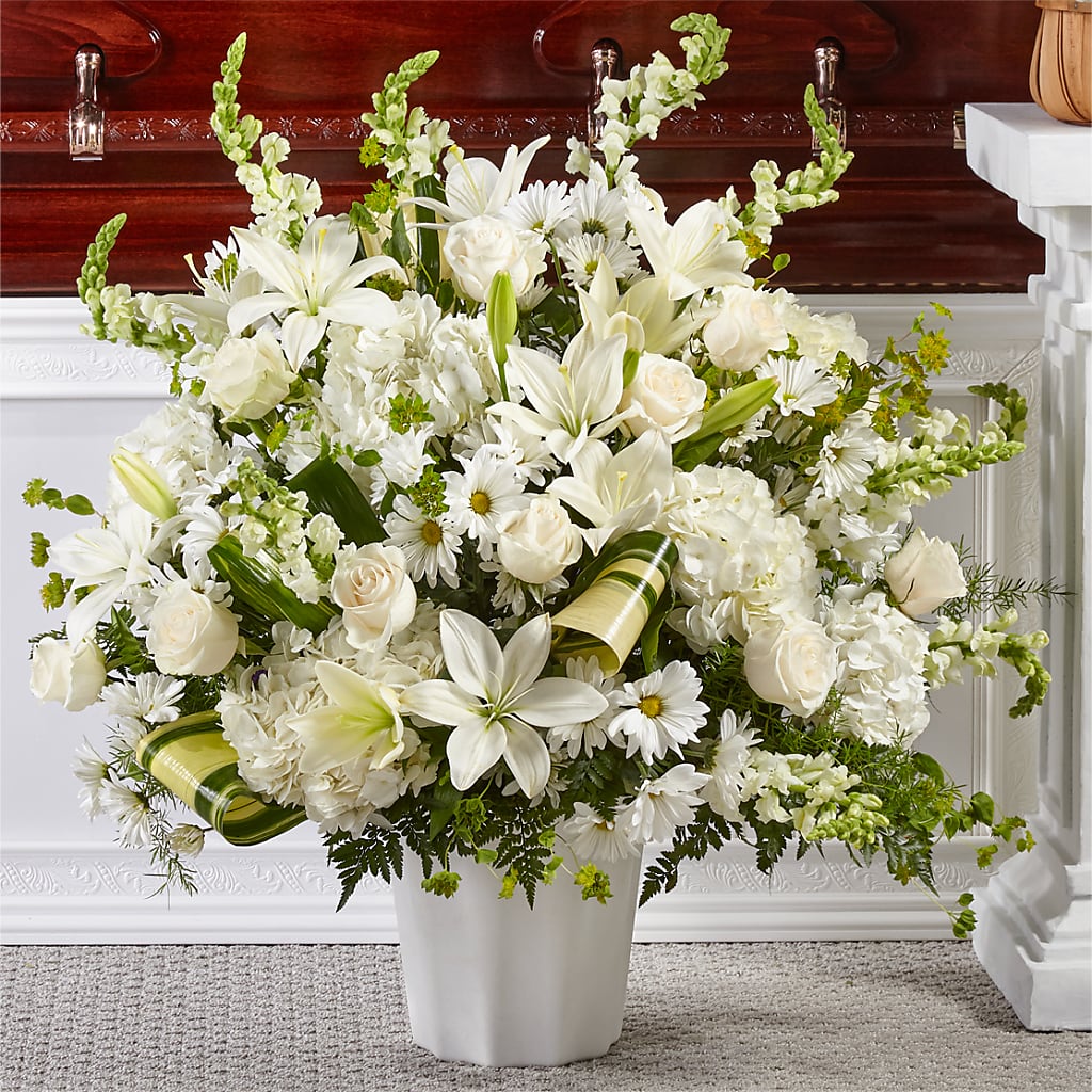 Thoughts of Tranquility Floor Basket – SIXTO'S FLOWER SHOP, Union City NJ