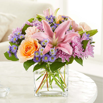 Delicate Details Bouquet – SIXTO'S FLOWER SHOP, Union City NJ