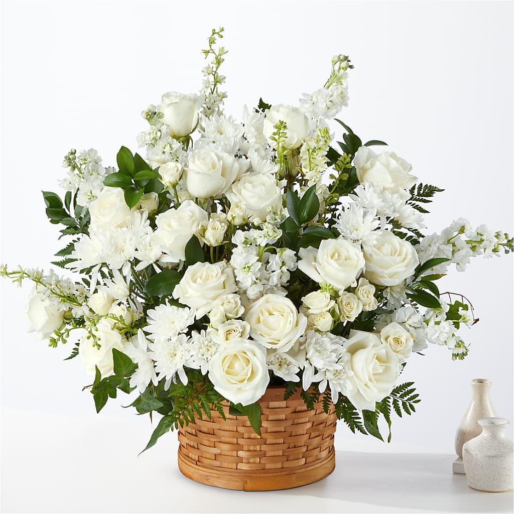 Heartfelt Condolences Arrangement – SIXTO'S FLOWER SHOP, Union City NJ
