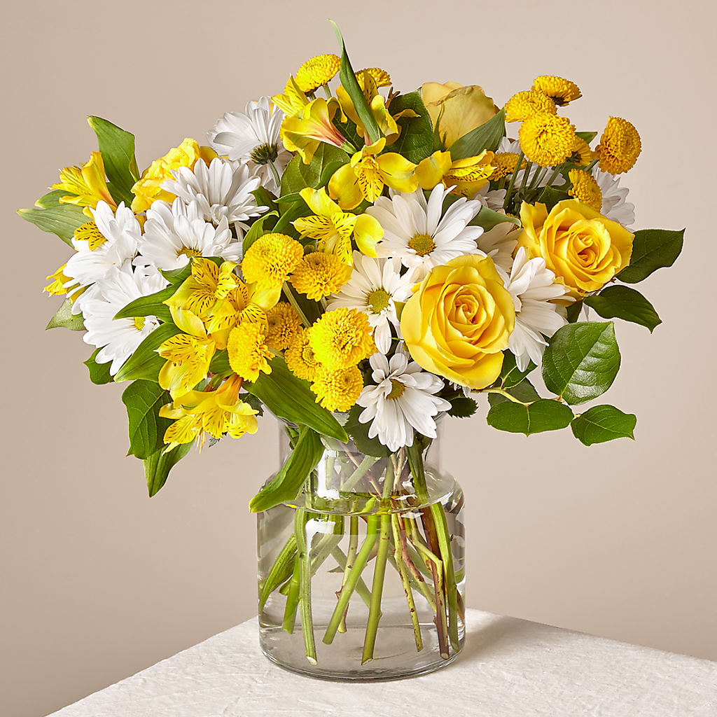 Sunny Sentiments Bouquet – SIXTO'S FLOWER SHOP, Union City NJ