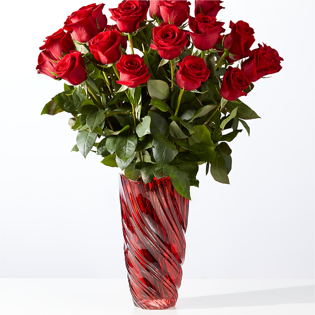 Classic Love Red Rose Bouquet with Luxe Swirl Vase – SIXTO'S FLOWER SHOP, Union City NJ