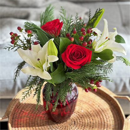Evergreen Delight Bouquet – SIXTO'S FLOWER SHOP, Union City NJ