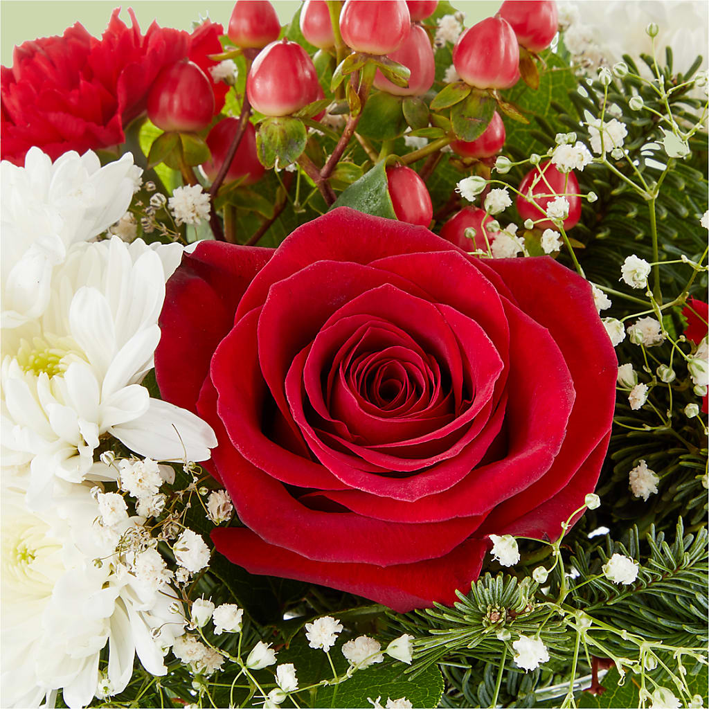 Chance of Flurries Bouquet – SIXTO'S FLOWER SHOP, Union City NJ