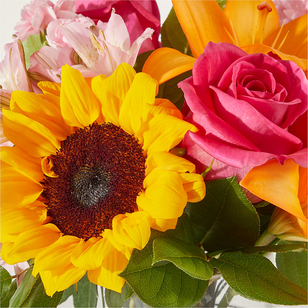 In Full Swing Bouquet – SIXTO'S FLOWER SHOP, Union City NJ