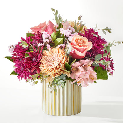 Berry Cobbler Bouquet with Ivory Vase – SIXTO'S FLOWER SHOP, Union City NJ