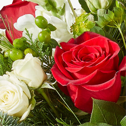 Deck the Halls Bouquet – SIXTO'S FLOWER SHOP, Union City NJ