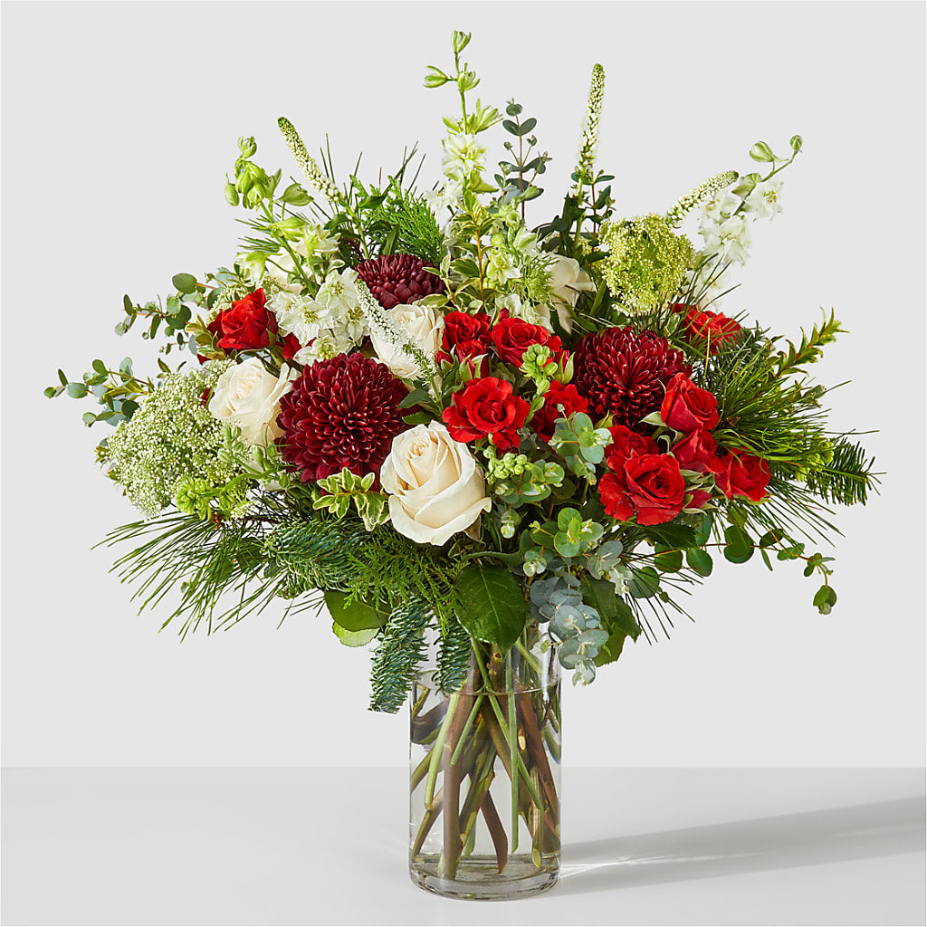 Favorite Traditions Bouquet – SIXTO'S FLOWER SHOP, Union City NJ