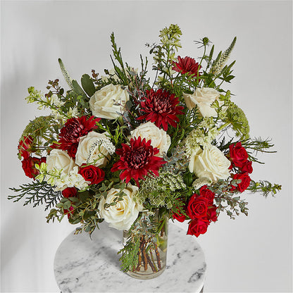 Favorite Traditions Bouquet – SIXTO'S FLOWER SHOP, Union City NJ