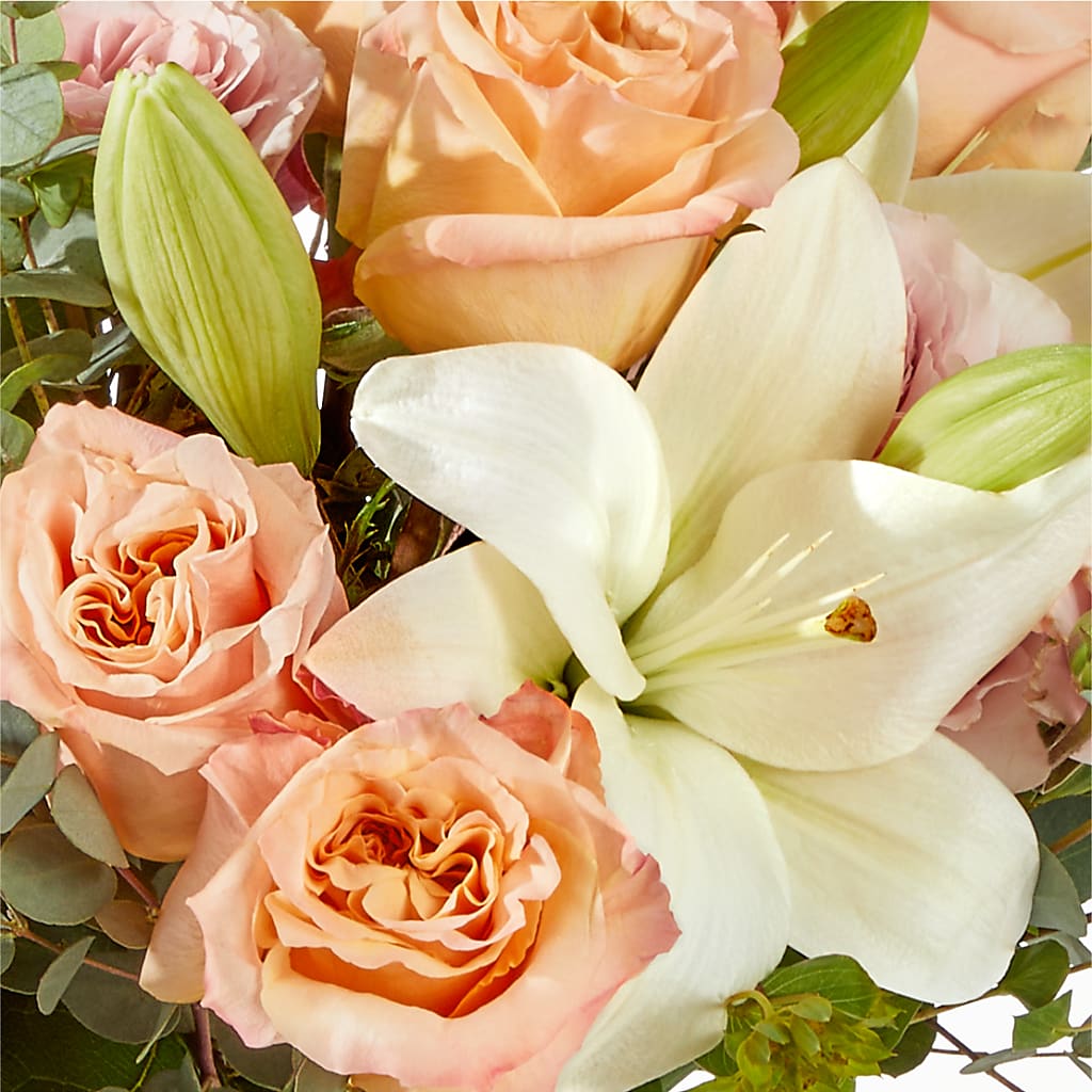 Grapefruit Splash Bouquet – SIXTO'S FLOWER SHOP, Union City NJ
