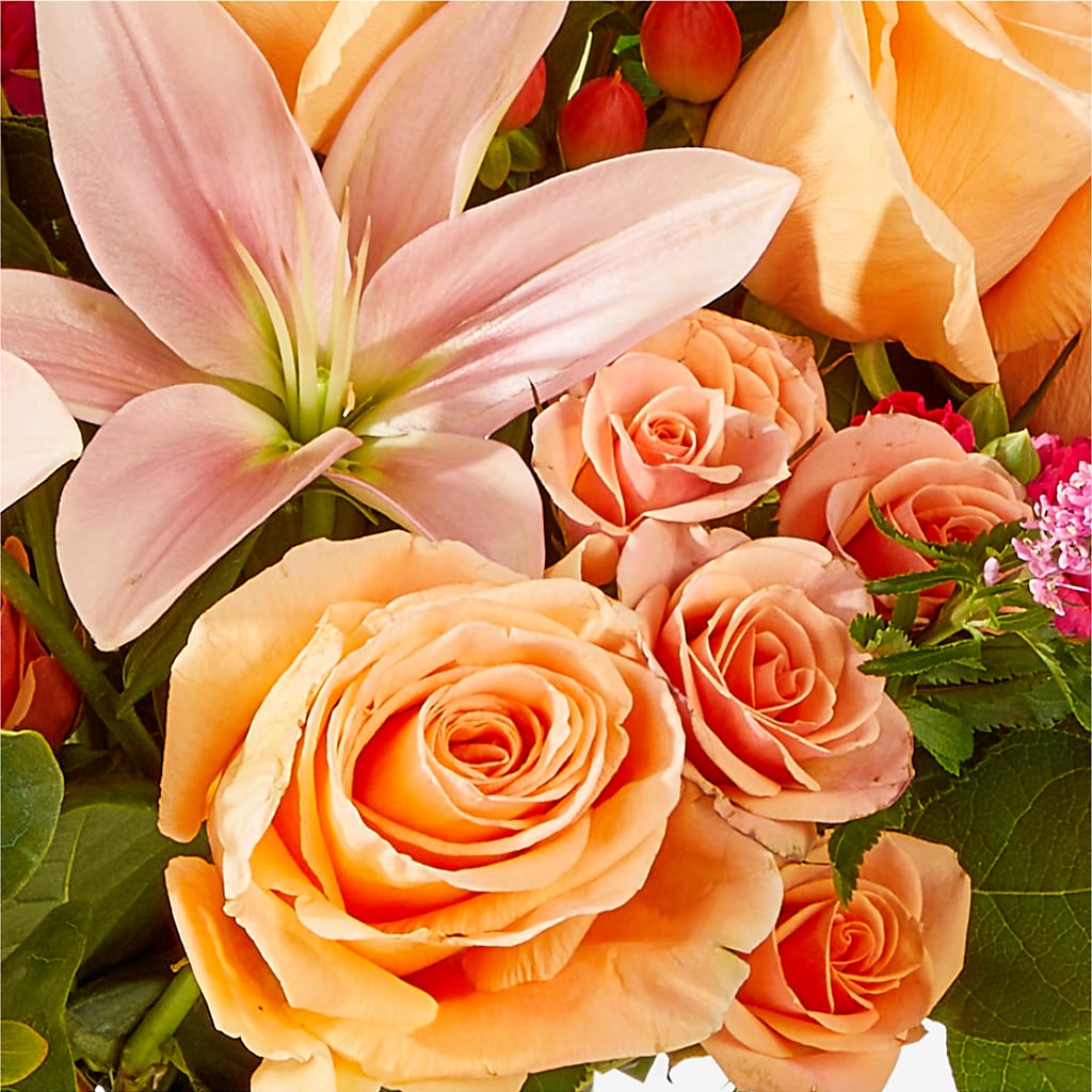 Bisous Bouquet – SIXTO'S FLOWER SHOP, Union City NJ