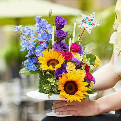 Star of the Day Floral Cake – SIXTO'S FLOWER SHOP, Union City NJ