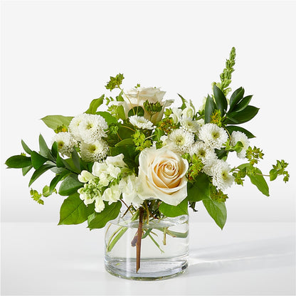 Hint of Vanilla Bouquet – SIXTO'S FLOWER SHOP, Union City NJ