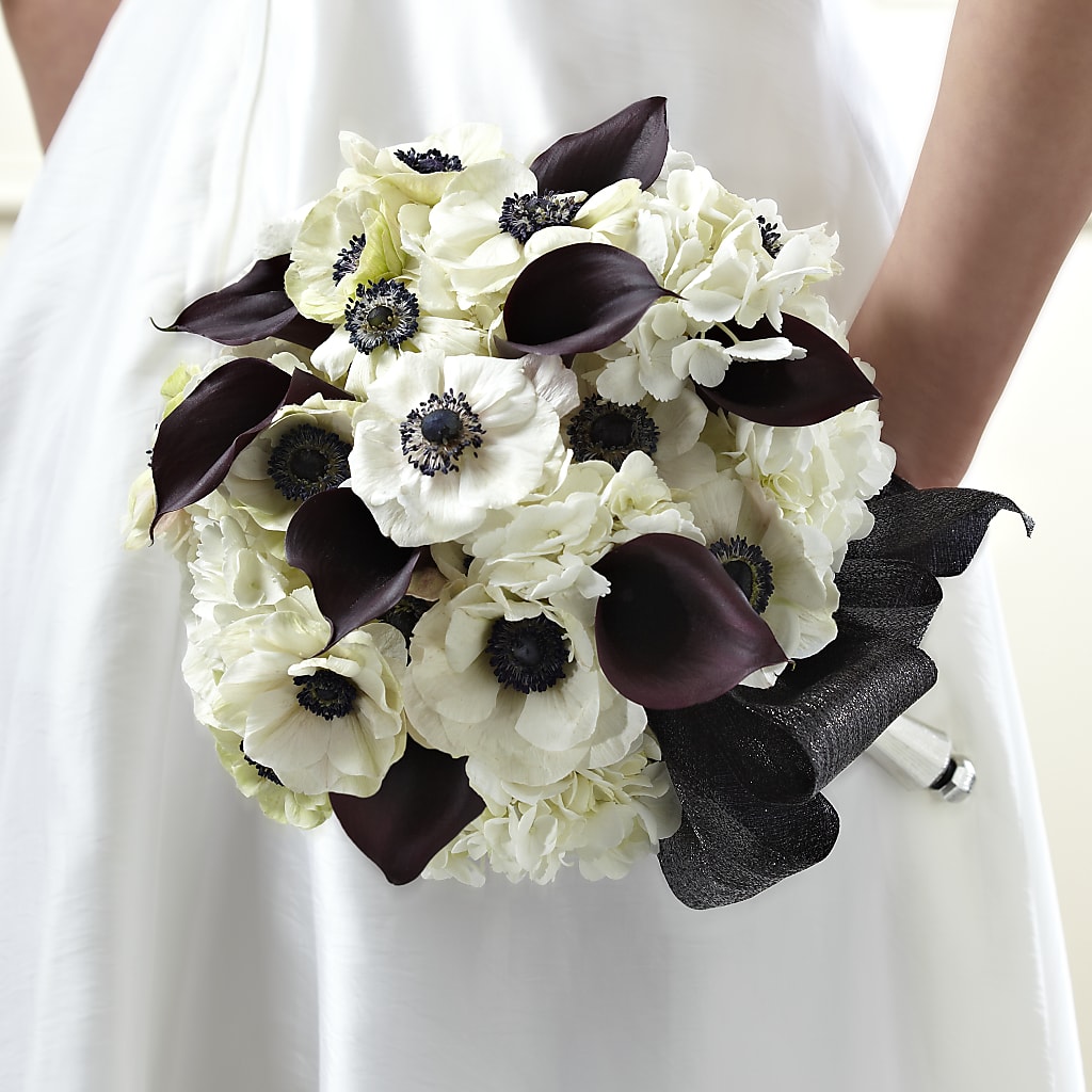 To Have and To Hold Bouquet – SIXTO'S FLOWER SHOP, Union City NJ
