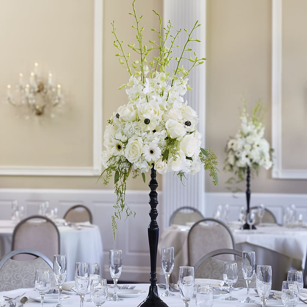 Regency Centerpiece – SIXTO'S FLOWER SHOP, Union City NJ