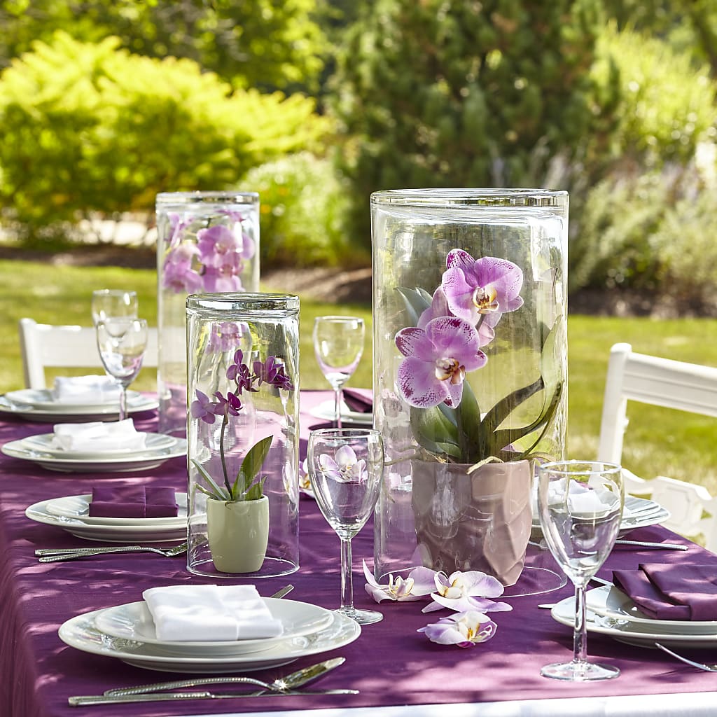 Dramatic Garden Centerpiece – SIXTO'S FLOWER SHOP, Union City NJ