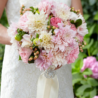 Heart's Promise Bouquet – SIXTO'S FLOWER SHOP, Union City NJ