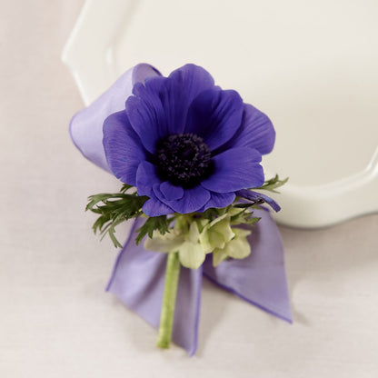 Purple Passion Boutonniere – SIXTO'S FLOWER SHOP, Union City NJ