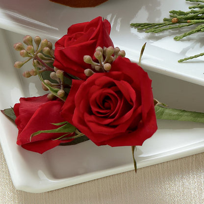 Red Spray Rose Boutonniere – SIXTO'S FLOWER SHOP, Union City NJ