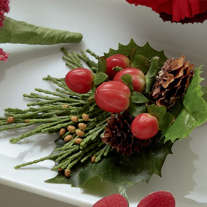 Red Berry Boutonniere – SIXTO'S FLOWER SHOP, Union City NJ